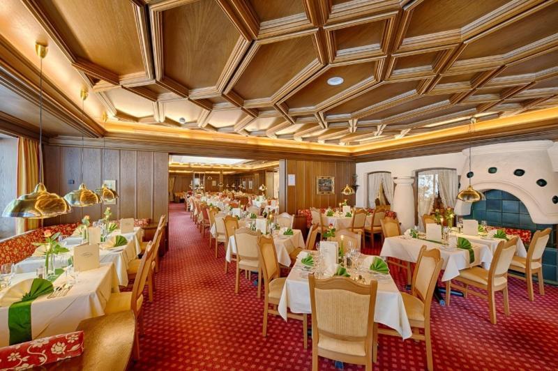 Hotel Thermenwelt Pulverer 5*